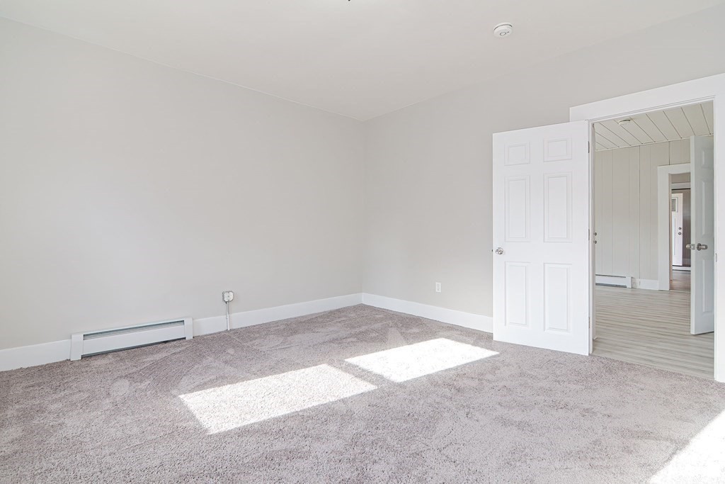 2 bed, 1 bath apartment for rent at 979 Dwight St Unit 1, Holyoke — photo 9 of 33