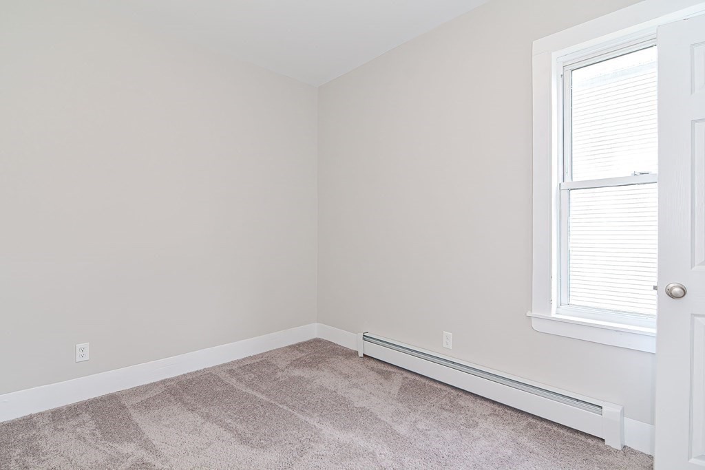 2 bed, 1 bath apartment for rent at 979 Dwight St Unit 1, Holyoke — photo 17 of 33