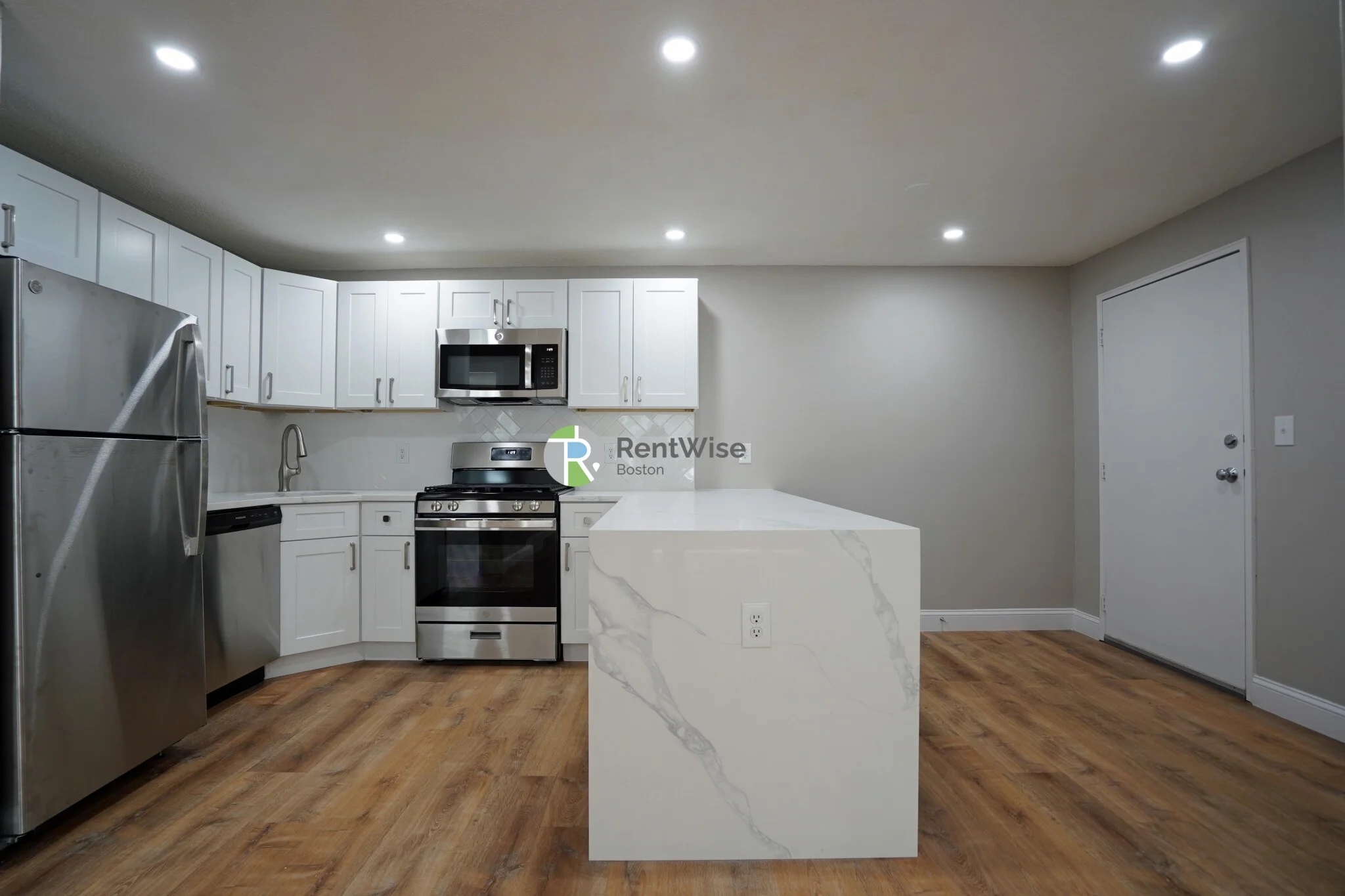 1 bed, 1 bath apartment for rent at 979 Fellsway West Unit 8, Medford — photo 5 of 12