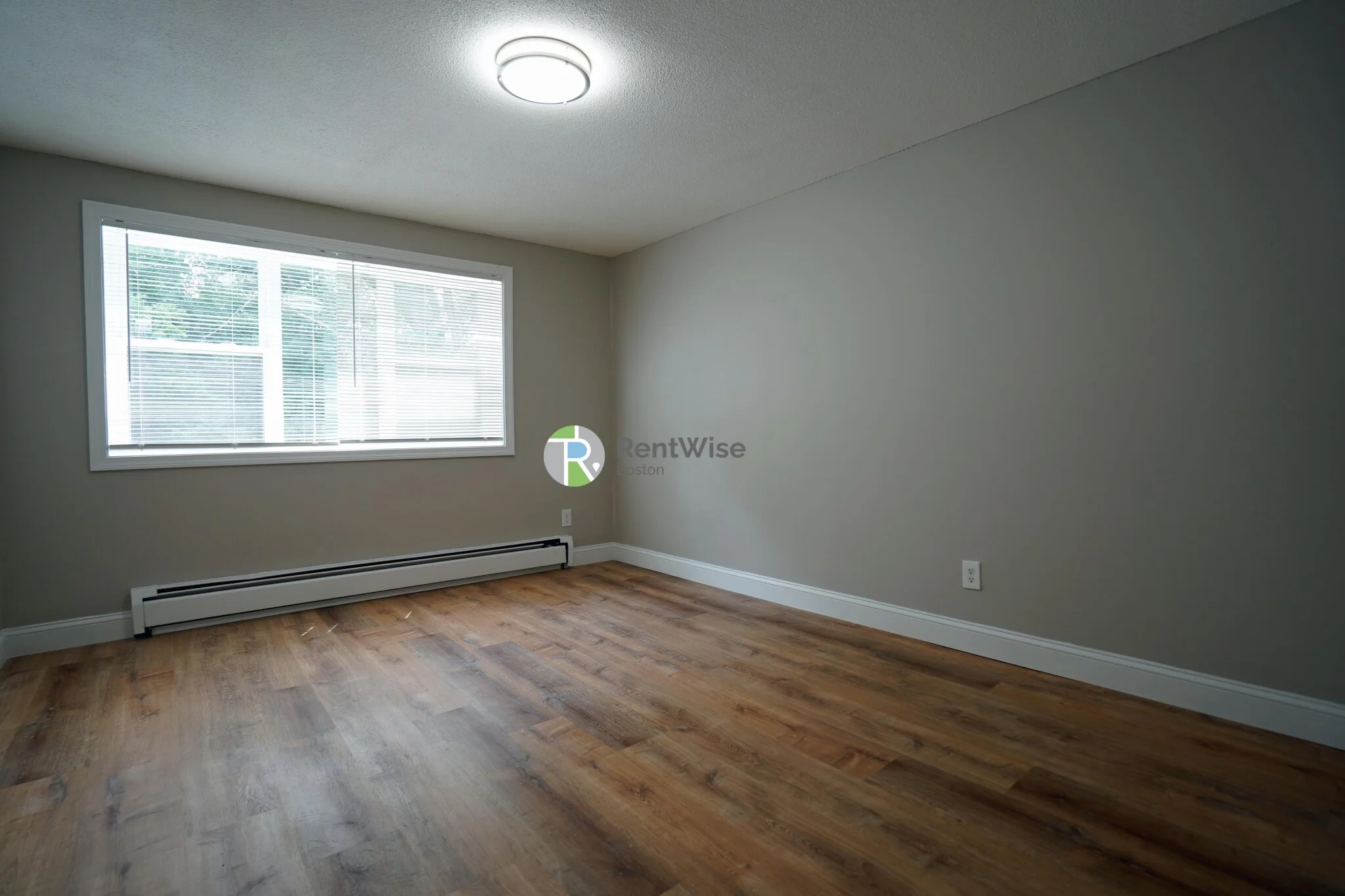 1 bed, 1 bath apartment for rent at 979 Fellsway West Unit 8, Medford — photo 10 of 12