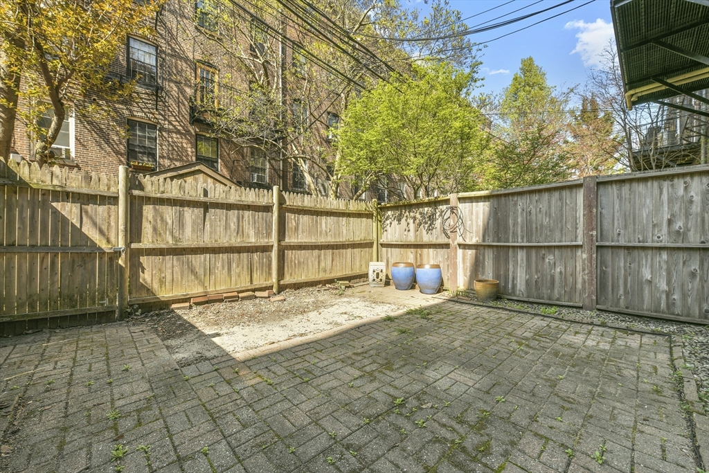 2 bed, 1 bath apartment for rent at 97A Appleton Unit A, South End — photo 20 of 23