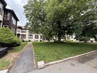 1 bed, 1 bath apartment for rent at 98 1/2 Main St Unit E, Andover — photo 3 of 13