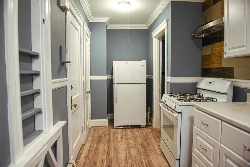 1 bed, 1 bath apartment for rent at 98 1/2 Main St Unit E, Andover — photo 11 of 13
