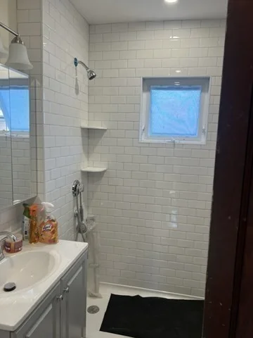 2 bed, 1 bath apartment for rent at 98-100 Granite Ave Unit 3, Dorchester — photo 7 of 8