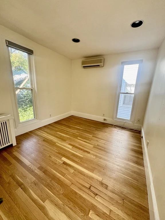 3 bed, 1 bath apartment for rent at 98.5 Foster Unit 98.5, West Cambridge — photo 12 of 13
