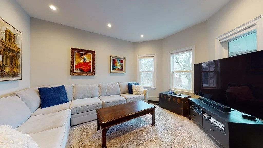 3 bed, 2 bath apartment for rent at 98 Albion Unit 2, Spring Hill — photo 4 of 20
