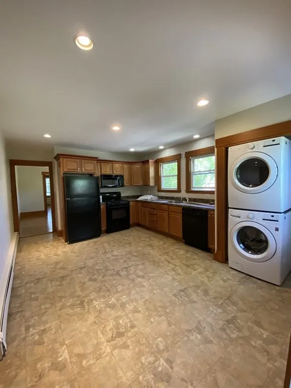 2 bed, 1 bath apartment for rent at 98 Alpine St Unit 2, Neighborhood Nine — photo 2 of 10