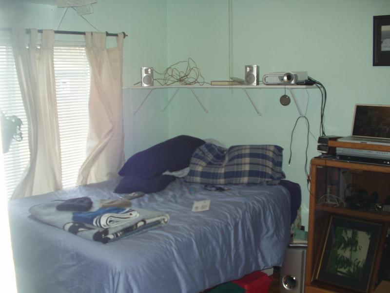 3 bed, 1 bath apartment for rent at 98 Beechcroft St Unit 1, Brighton — photo 17 of 17