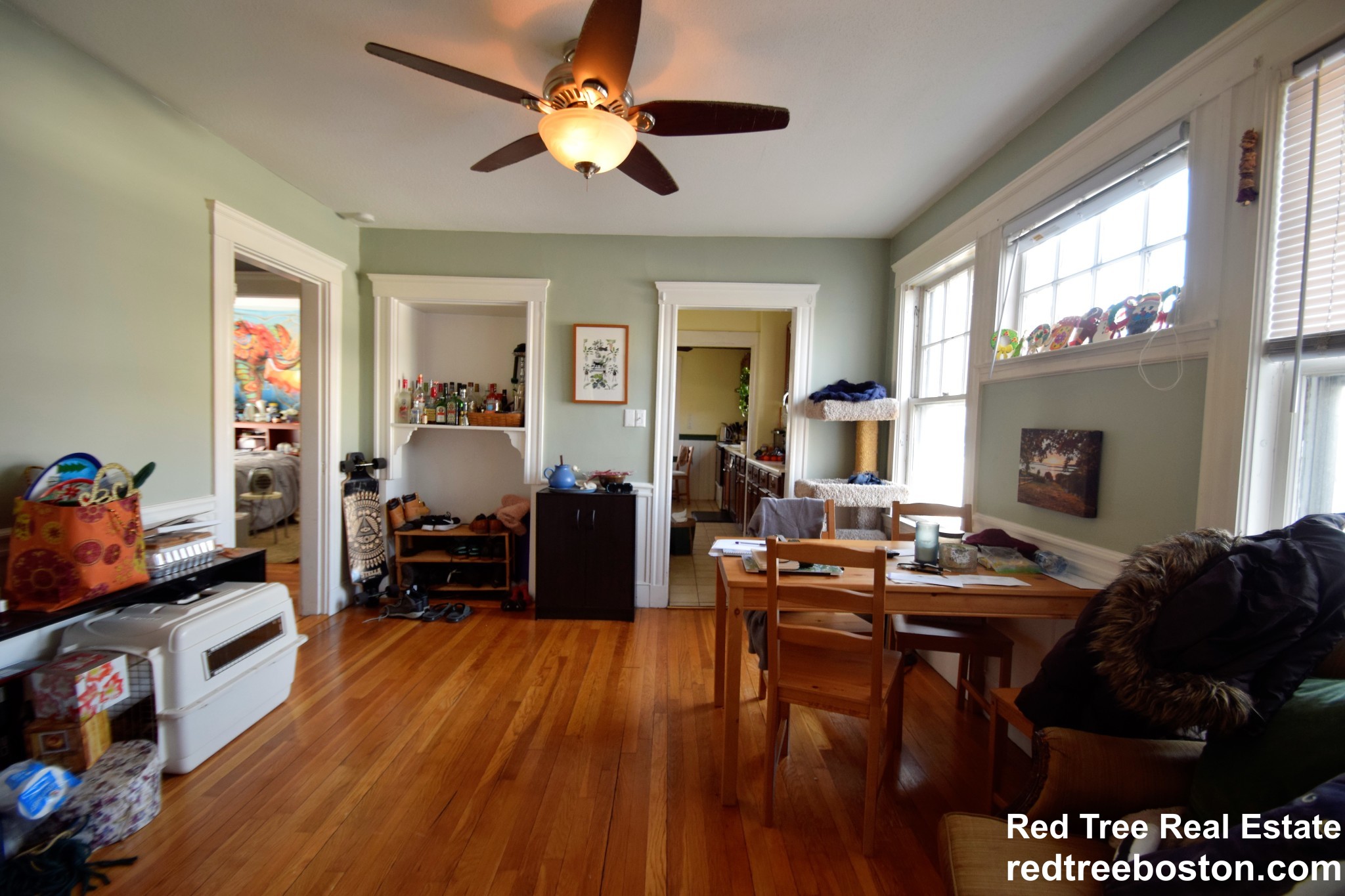 3 bed, 1 bath apartment for rent at 98 Beechcroft St Unit 1, Brighton — photo 5 of 17