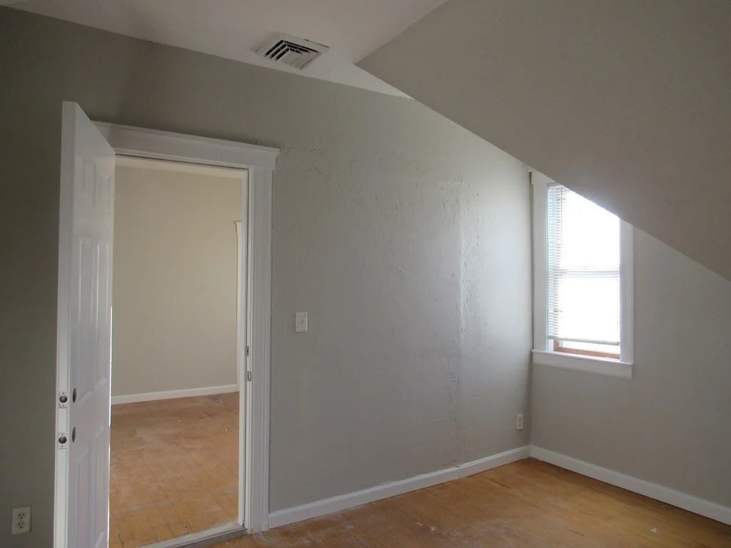 3 bed, 1 bath apartment for rent at 98 Brookline St Unit 1, Webster Square — photo 9 of 19