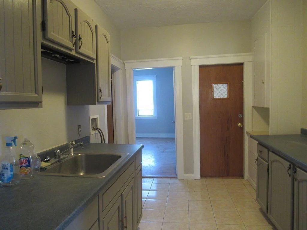 3 bed, 1 bath apartment for rent at 98 Brookline St Unit 3, Webster Square — photo 33 of 34