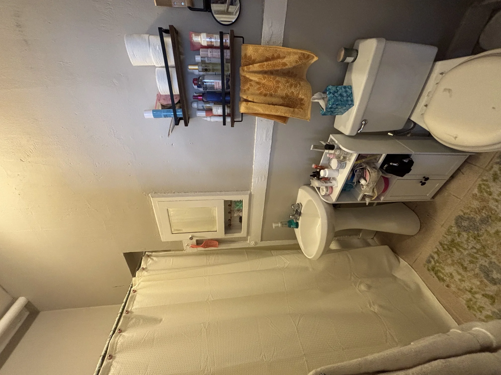 Studio bed, 1 bath apartment for rent at 98 Charles St Unit 2, Beacon Hill — photo 9 of 10