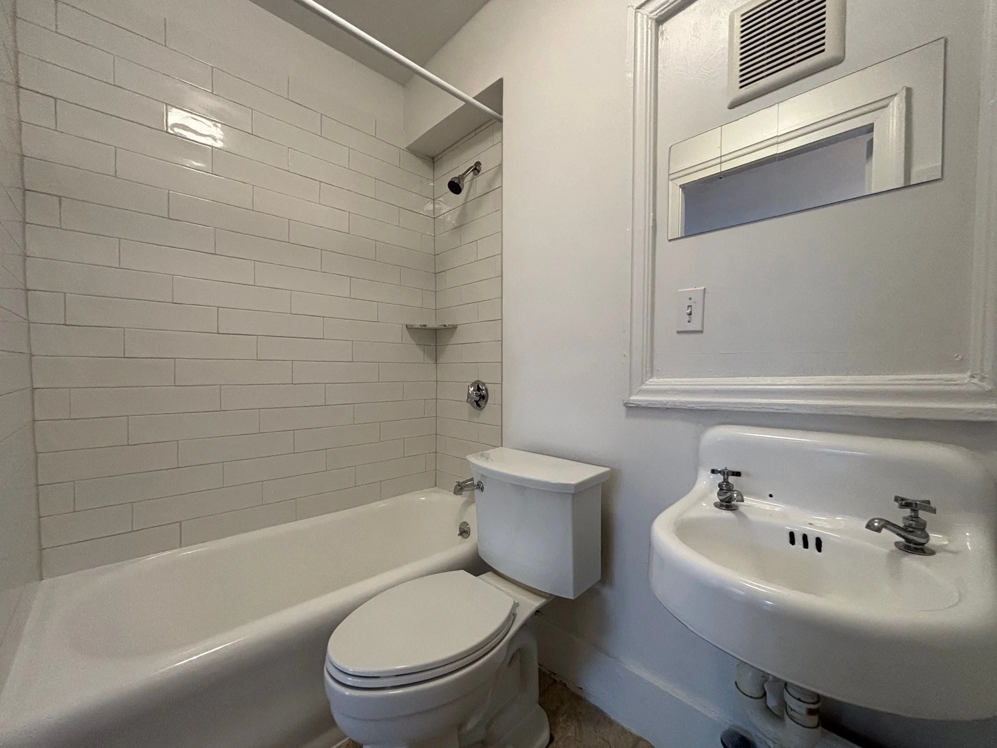 Studio bed, 1 bath apartment for rent at 98 Charles St Unit 8, Beacon Hill — photo 7 of 10