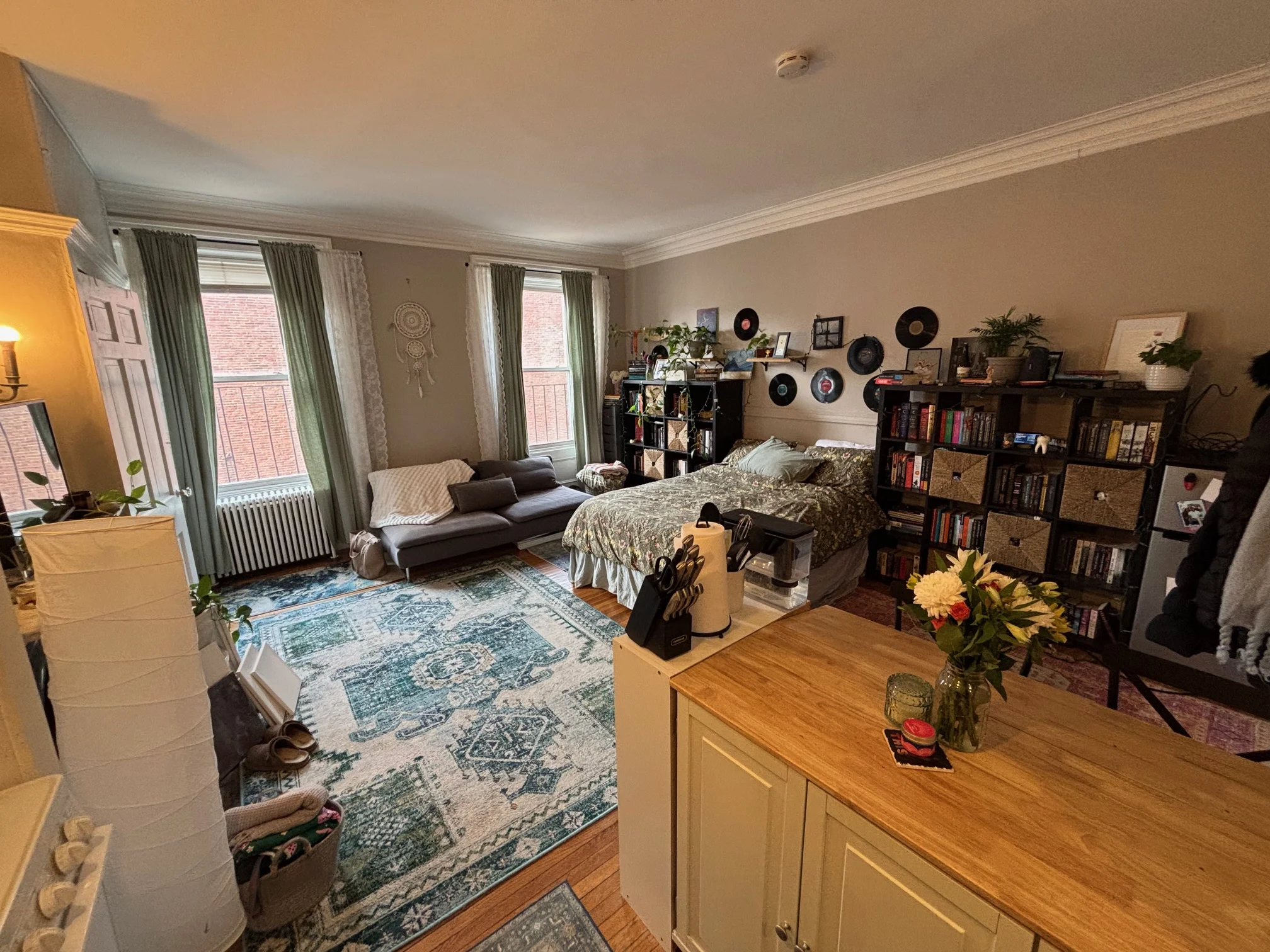 Studio bed, 1 bath apartment for rent at 98 Charles St Unit 9, Beacon Hill — photo 2 of 7