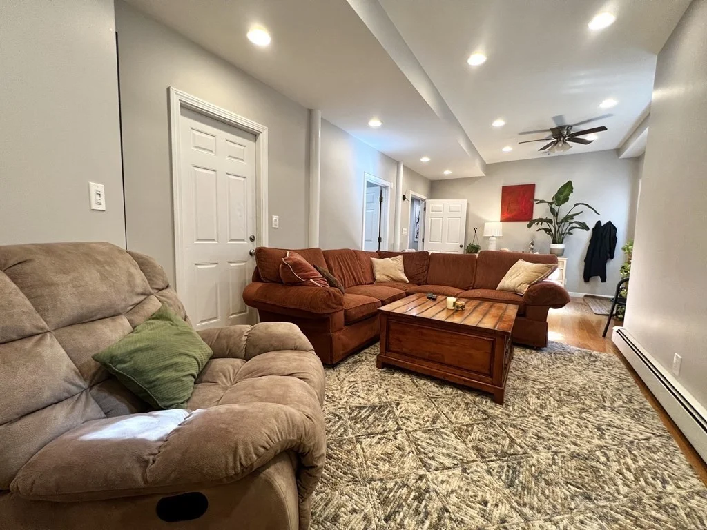 2 bed, 1 bath apartment for rent at 98 Cypress Unit G, Brookline — photo 5 of 12