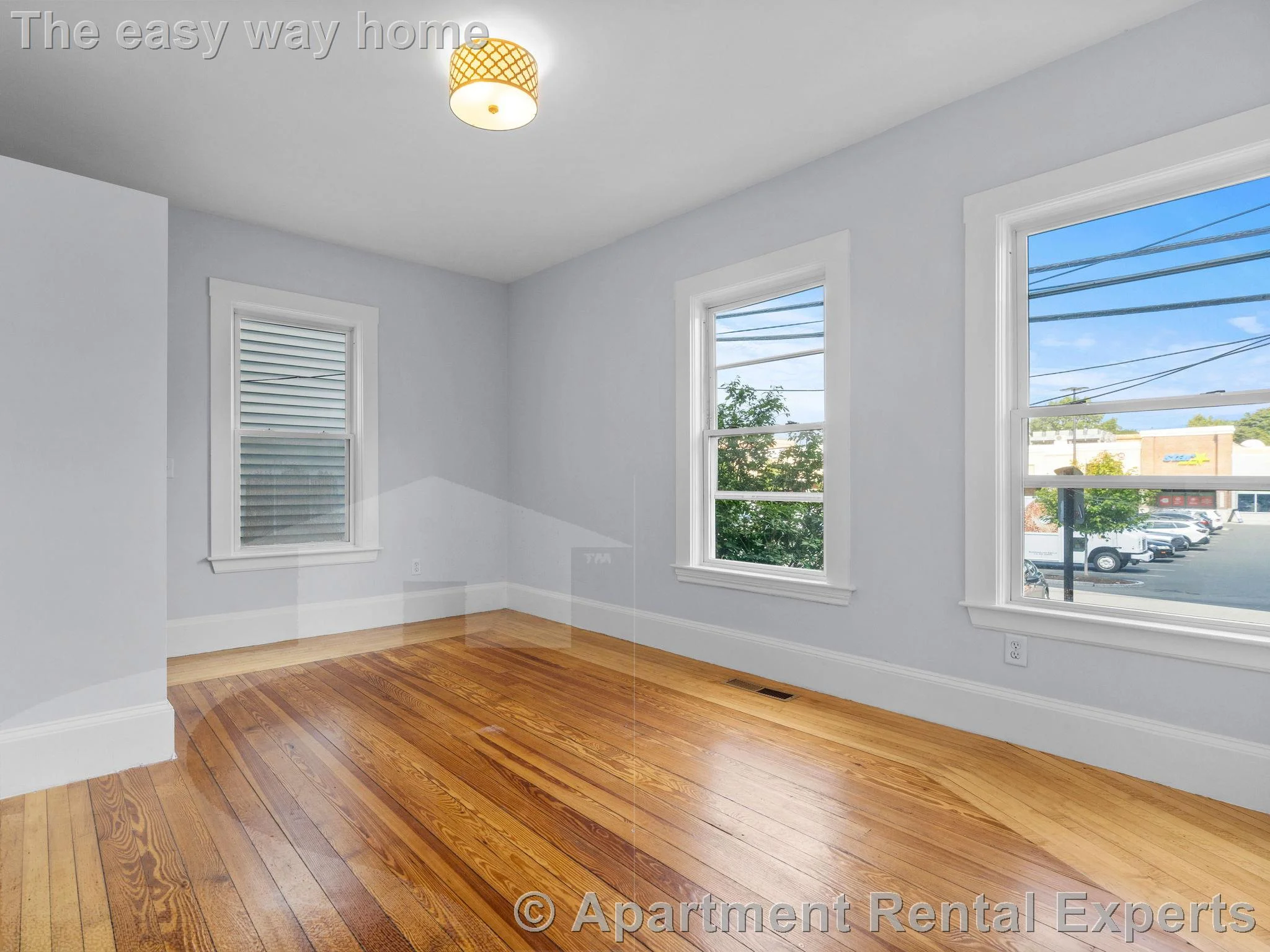 7 bed, 2 bath apartment for rent at 98 Elm St Unit 1, Porter Square — photo 6 of 18