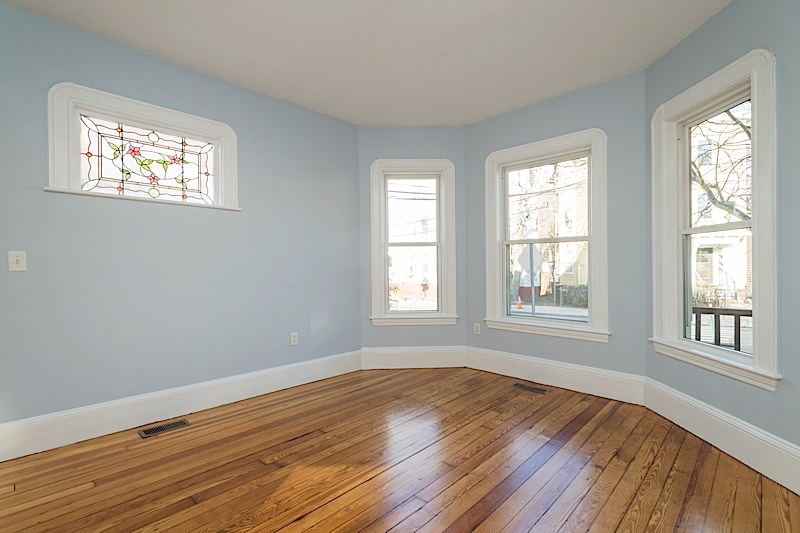 7 bed, 2 bath apartment for rent at 98 Elm St Unit 1T, Somerville — photo 8 of 13