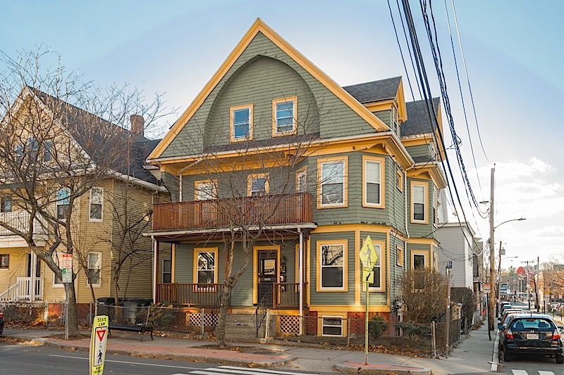 7 bed, 2 bath apartment for rent at 98 Elm St Unit 1T, Somerville — photo 12 of 13