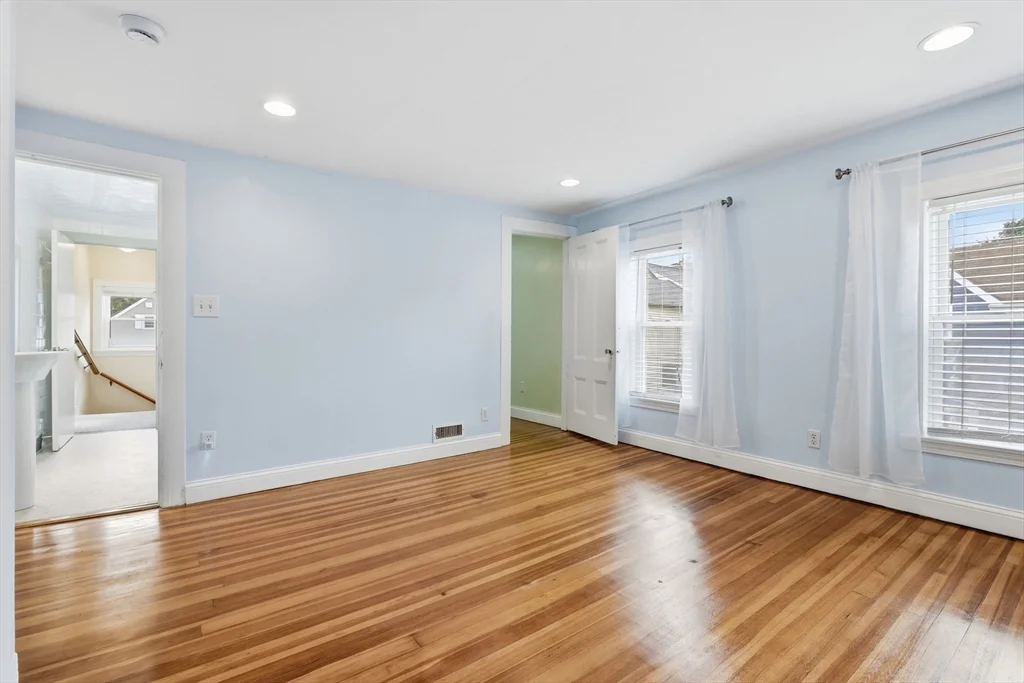 2 bed, 1 bath apartment for rent at 98 Grove St, Melrose — photo 23 of 30