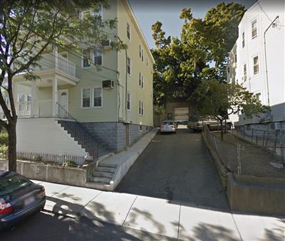 4 bed, 2 bath apartment for rent at 98 Heath St Unit 3, Winter Hill — photo 18 of 18