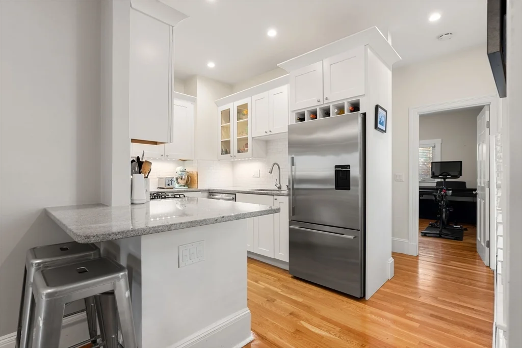 2 bed, 2 bath apartment for rent at 98 High St Unit 1, Charlestown — photo 6 of 22