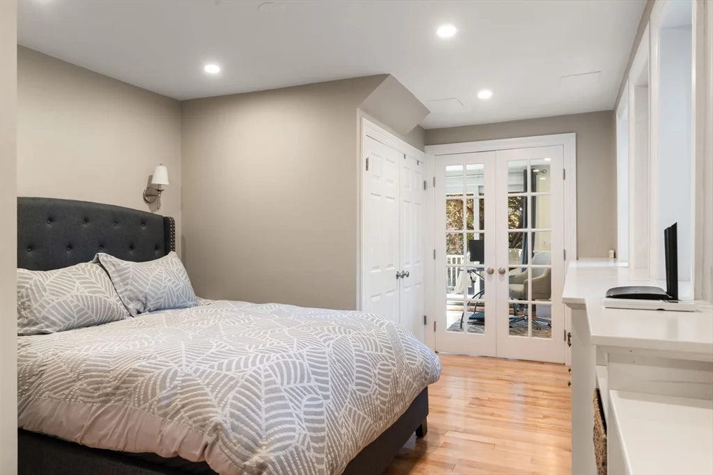 2 bed, 2 bath apartment for rent at 98 High St Unit 1, Charlestown — photo 14 of 22