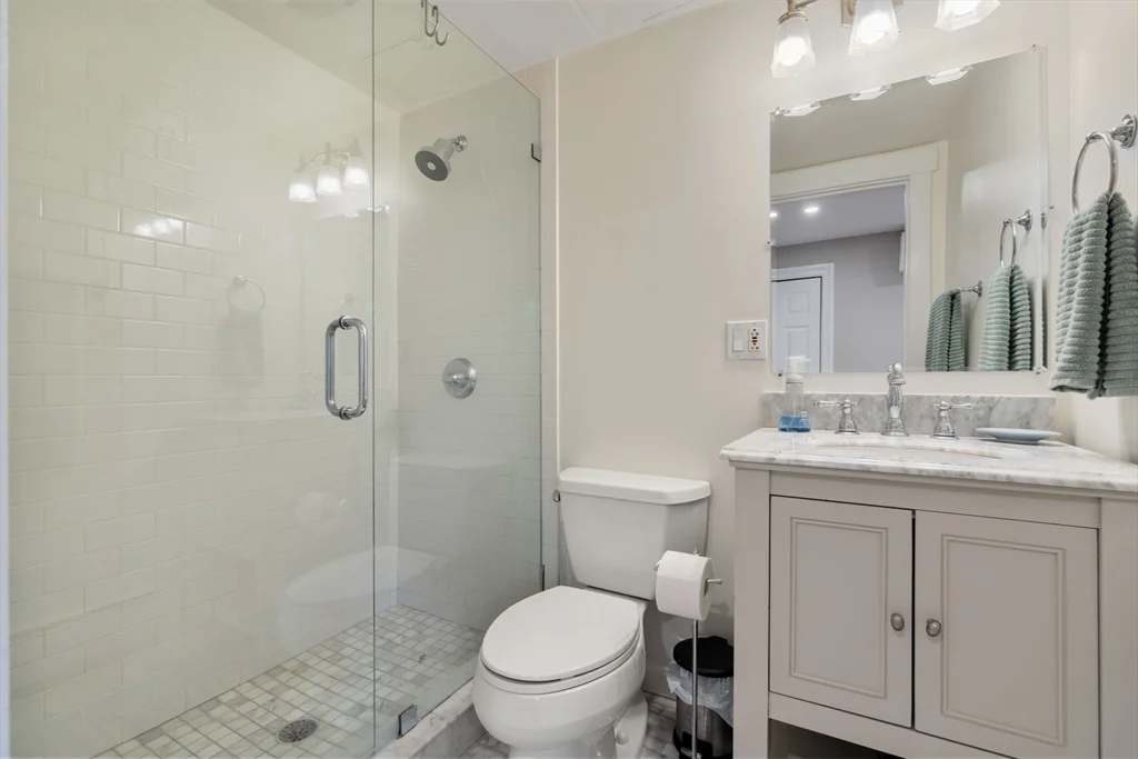 2 bed, 2 bath apartment for rent at 98 High St Unit 1, Charlestown — photo 16 of 22