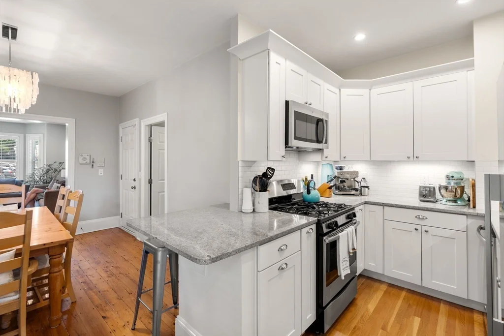 2 bed, 2 bath apartment for rent at 98 High St Unit 1, Charlestown — photo 8 of 22