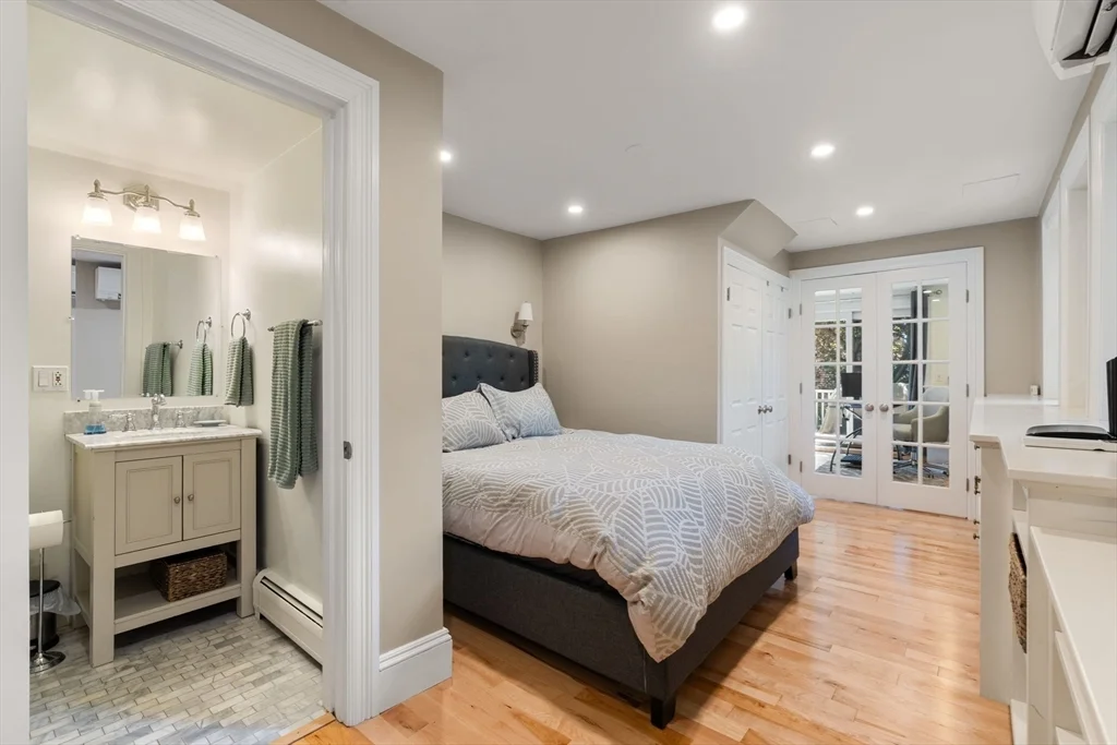 2 bed, 2 bath apartment for rent at 98 High St Unit 1, Charlestown — photo 15 of 22