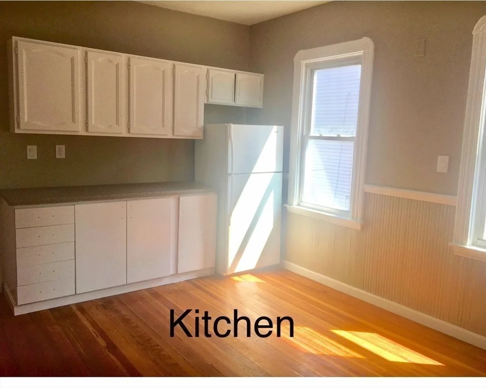 3 bed, 1 bath apartment for rent at 98 Irving Unit 2, Everett — photo 10 of 12