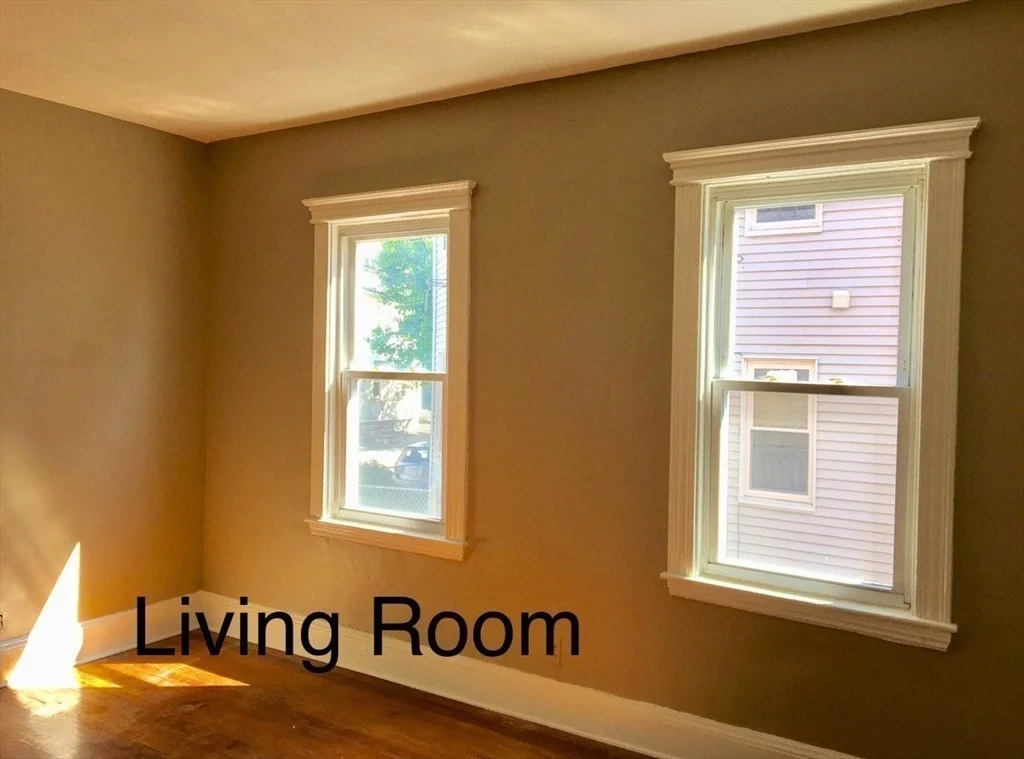 3 bed, 1 bath apartment for rent at 98 Irving Unit 2, Everett — photo 12 of 12