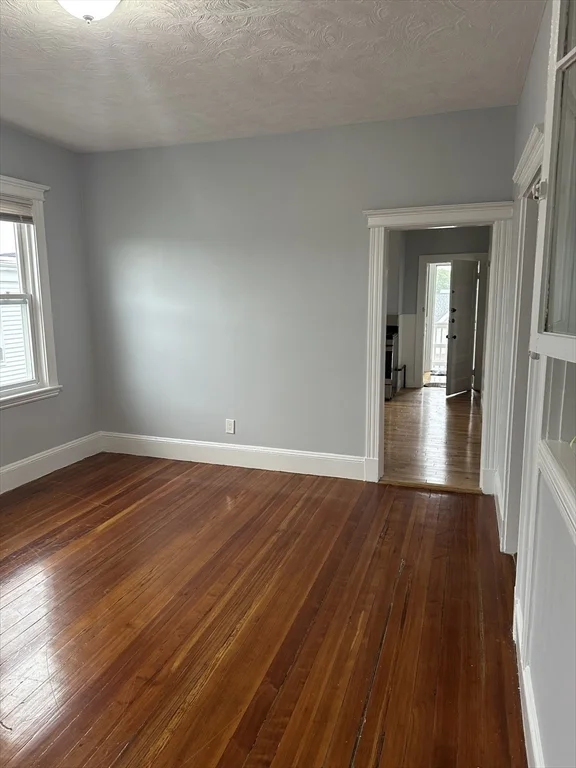 3 bed, 1 bath apartment for rent at 98 Irving Unit 3, Everett — photo 18 of 35