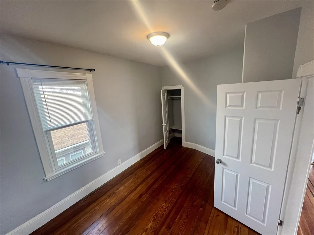 3 bed, 1 bath apartment for rent at 98 Irving Unit 3, Everett — photo 31 of 35