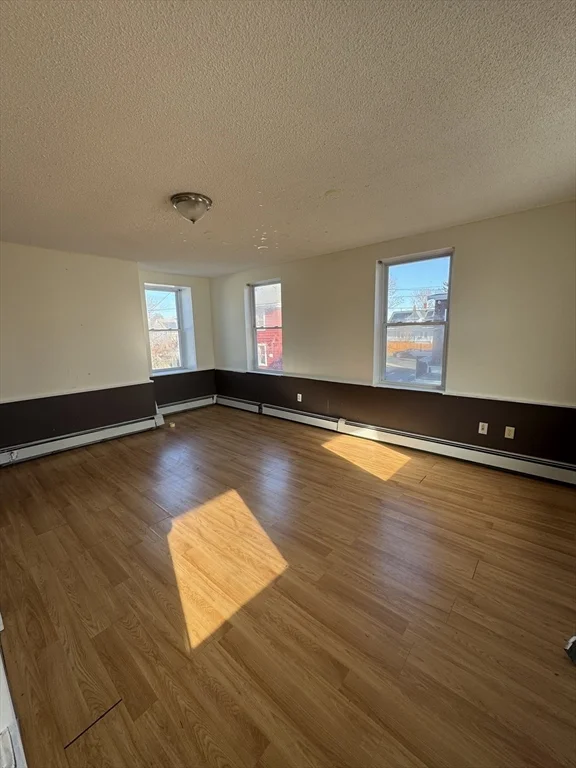 4 bed, 1 bath apartment for rent at 98 Lafayette Park Unit 2, Lynn — photo 8 of 18