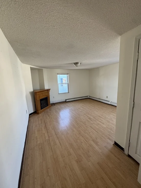 4 bed, 1 bath apartment for rent at 98 Lafayette Park Unit 2, Lynn — photo 10 of 18