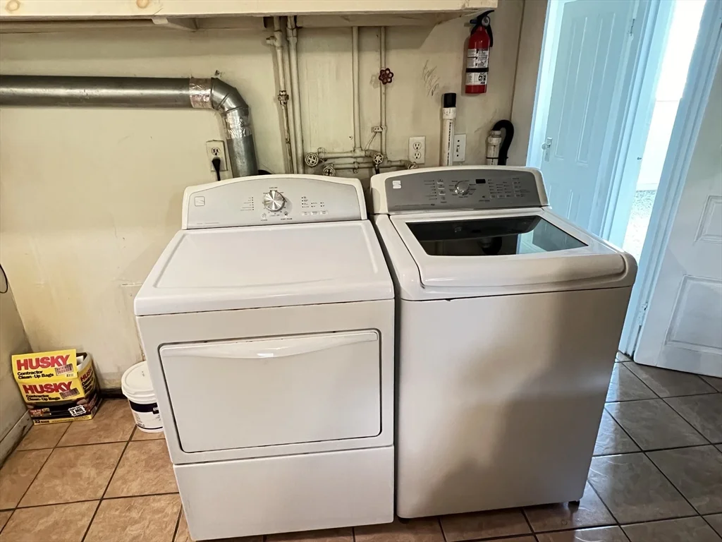 1 bed, 1 bath apartment for rent at 98 Locust St Unit 1, Winthrop — photo 8 of 8