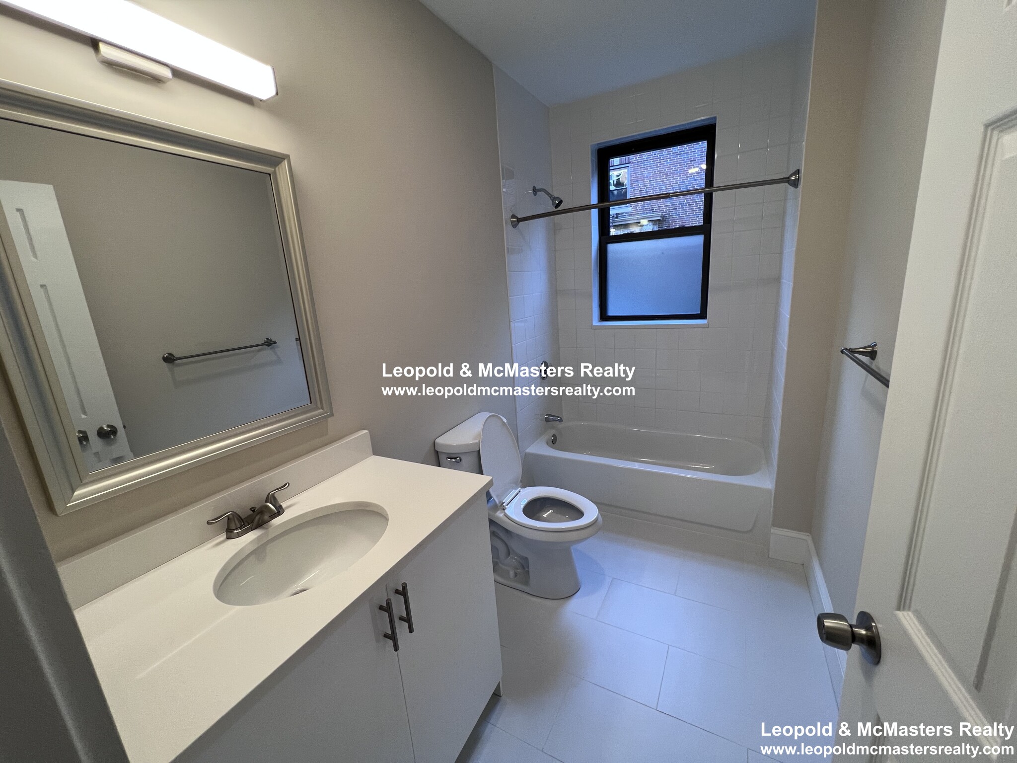 3 bed, 1 bath apartment for rent at 98 Longwood Ave Unit 6, Coolidge Corner — photo 14 of 15