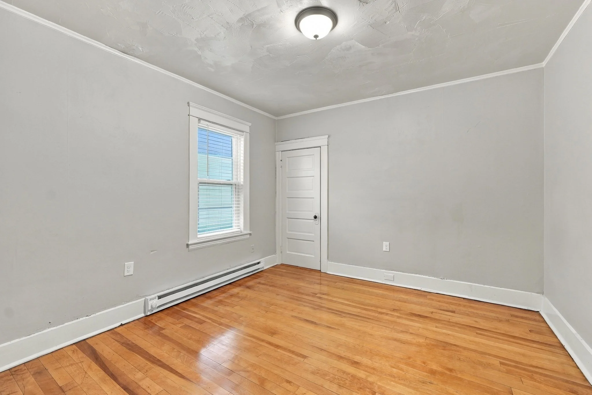 3 bed, 1 bath apartment for rent at 98 Lovell St Unit 2, Worcester — photo 18 of 23