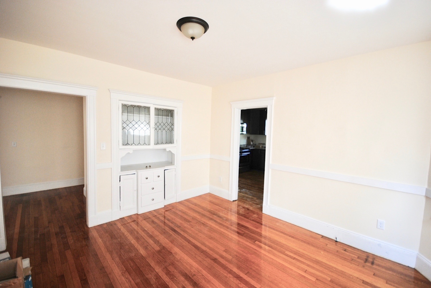 4 bed, 2 bath apartment for rent at 98 Montebello Rd Unit 1, Jamaica Plain — photo 6 of 8