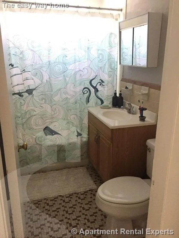 2 bed, 1 bath apartment for rent at 98 Moreland St Unit 4, Winter Hill — photo 4 of 9
