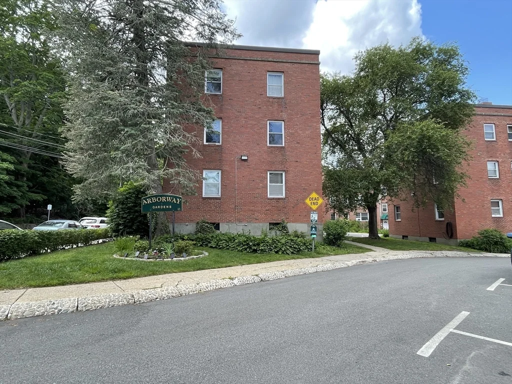 2 bed, 1 bath apartment for rent at 98 Morton St Unit 60C, Jamaica Plain — photo 13 of 17