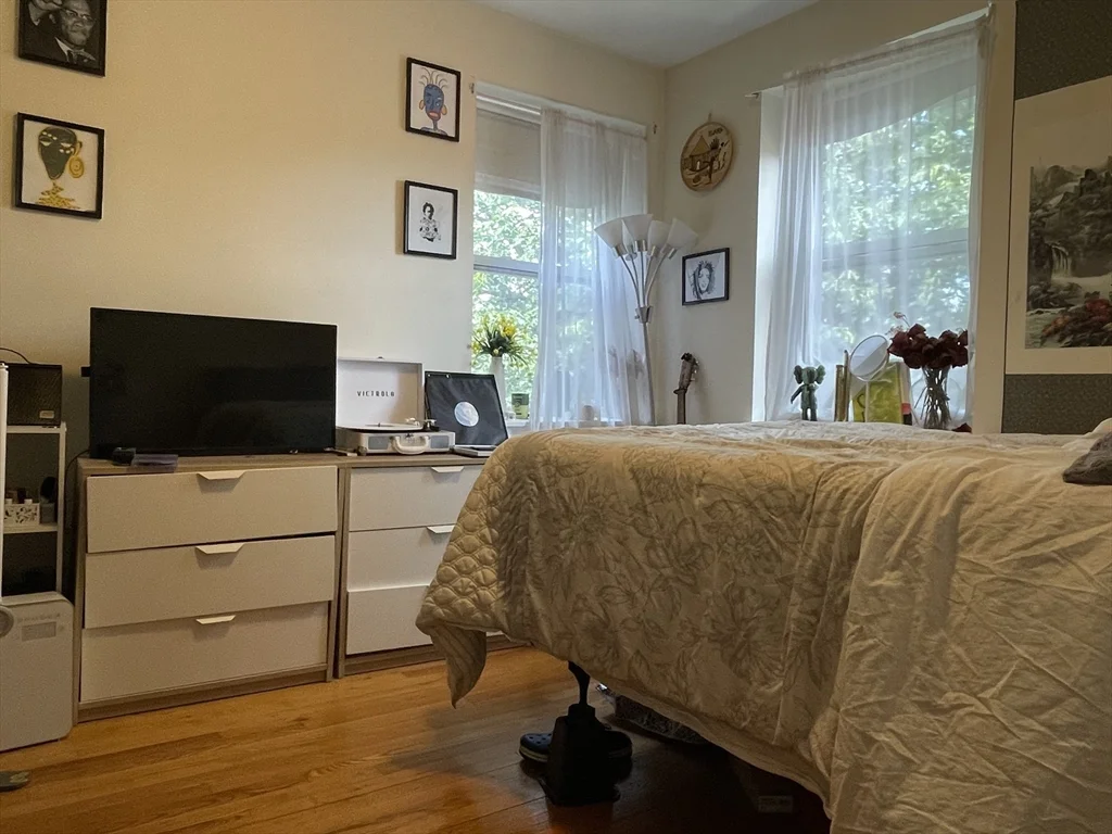 2 bed, 1 bath apartment for rent at 98 Morton St Unit 60C, Jamaica Plain — photo 4 of 17