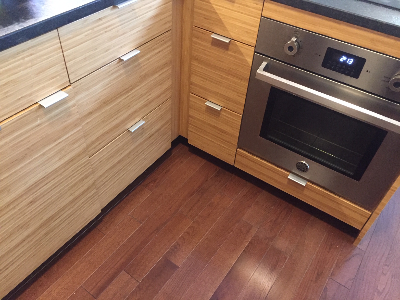 2 bed, 1 bath apartment for rent at 98 Myrtle St Unit 4, Beacon Hill — photo 2 of 7