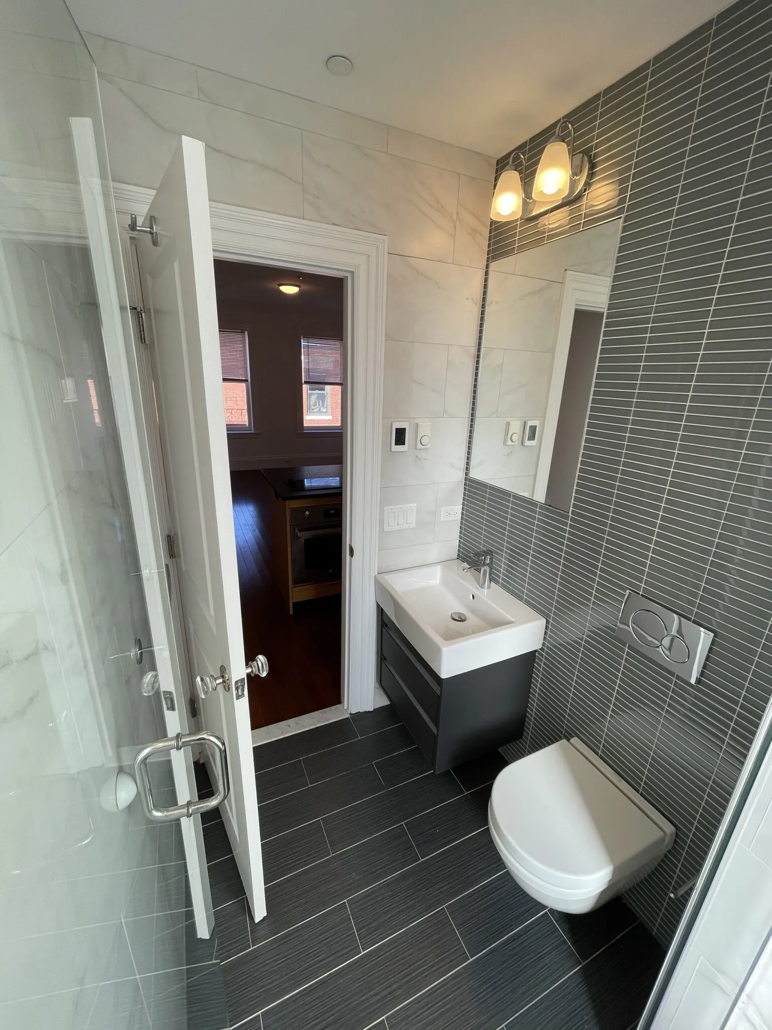 1 bed, 1 bath apartment for rent at 98 Myrtle St Unit 7, Beacon Hill — photo 7 of 8