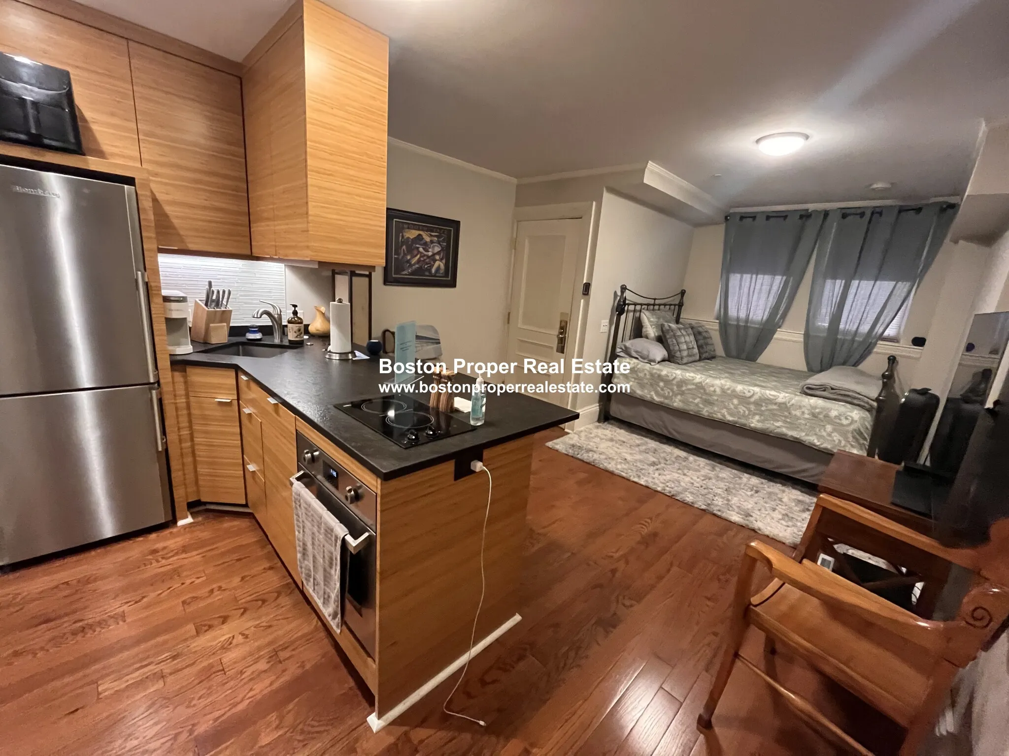 Studio bed, 1 bath apartment for rent at 98 Myrtle St Unit B, Beacon Hill — photo 1 of 9
