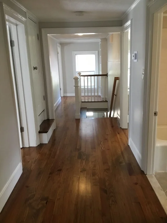 3 bed, 1 bath apartment for rent at 98 North Unit 2, Medfield — photo 2 of 17