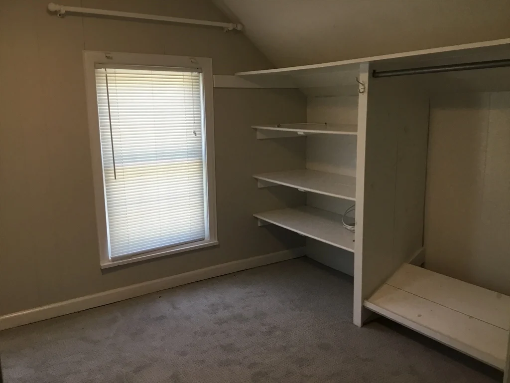 3 bed, 1 bath apartment for rent at 98 North Unit 2, Medfield — photo 13 of 17