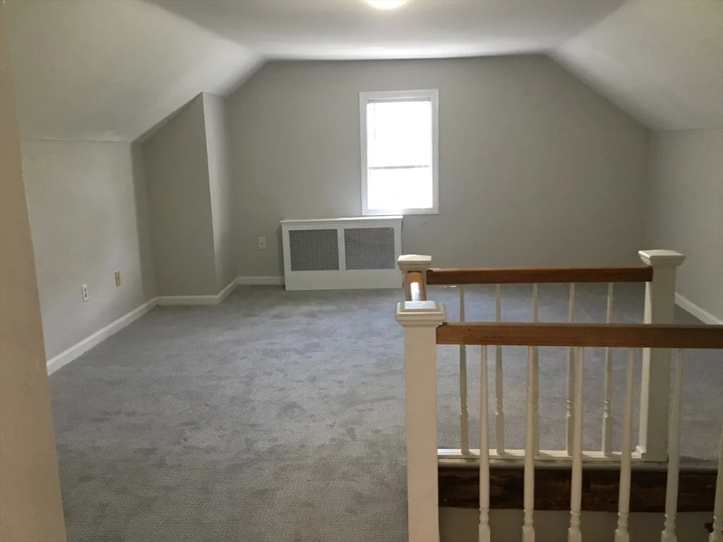3 bed, 1 bath apartment for rent at 98 North Unit 2, Medfield — photo 11 of 17