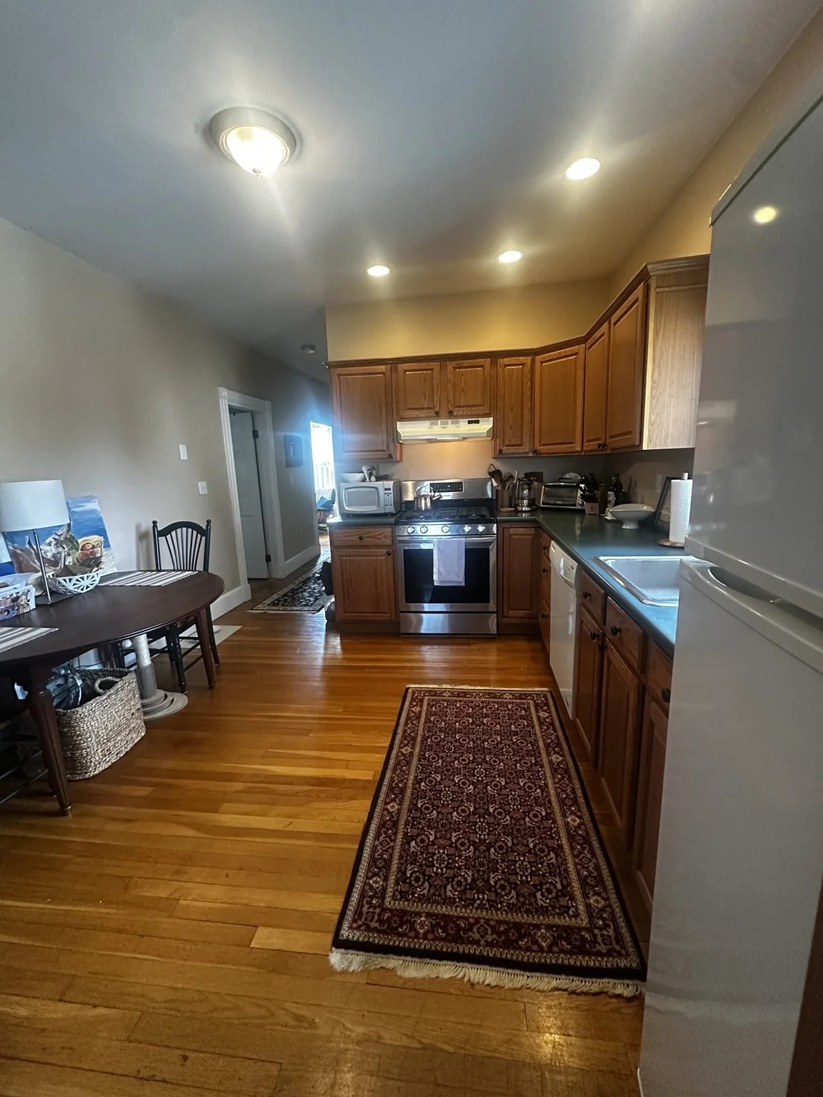 1 bed, 1 bath apartment for rent at 98 Putnam St Unit 1, Quincy