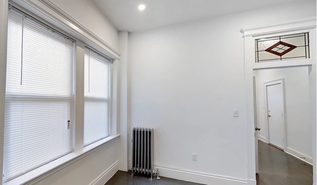1 bed, 1 bath apartment for rent at 98 Queensberry St Unit 1, Fenway — photo 6 of 7